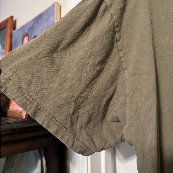 The North Face Men's Olive T-Shirt size lg army green.  2/26/b 39 - Picture 3 of 7